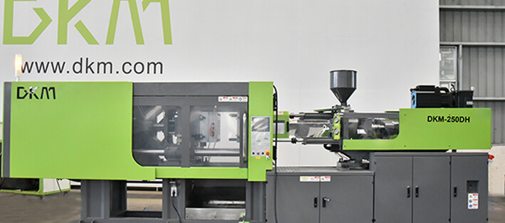 鸿运国际DF春风注塑机250吨