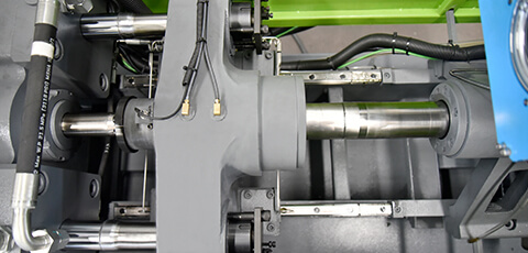 鸿运国际DF注塑机-注射装置